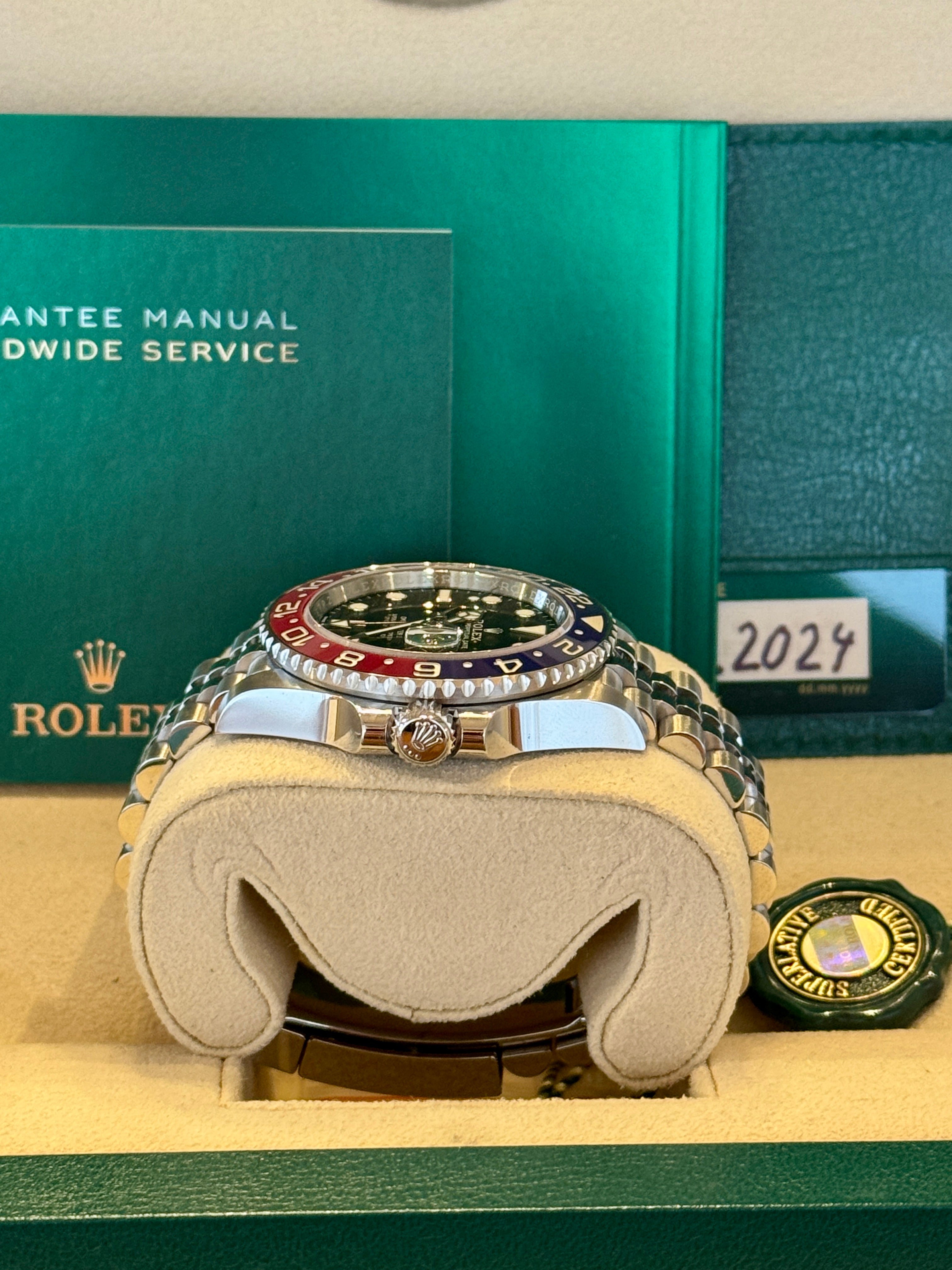 Rolex GMT Master 2 Pepsi 126710BLRO
