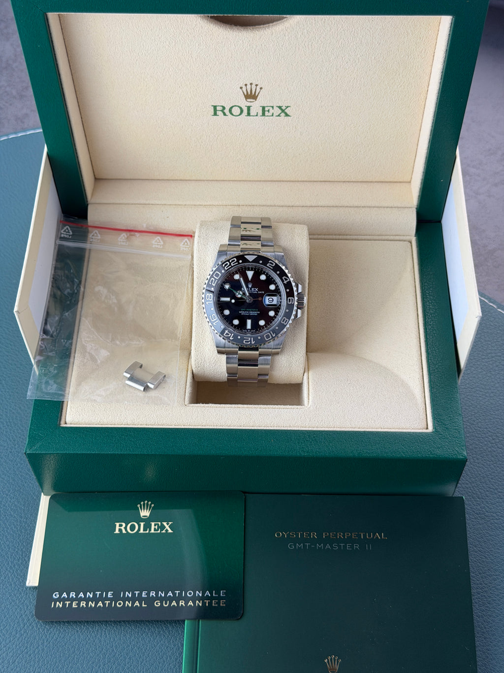 Rolex GMT-Master II "Bruce Wayne" 126710GRNR
