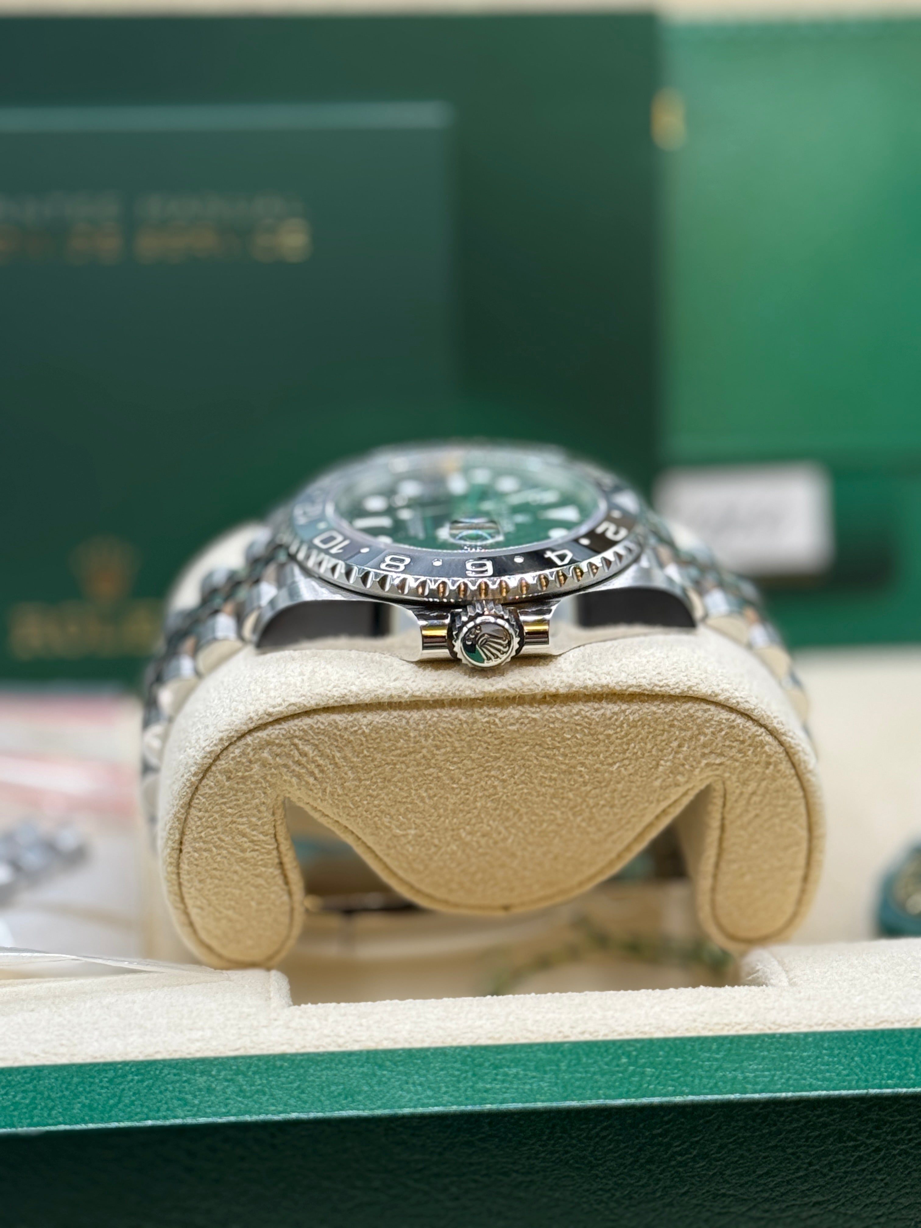 Rolex GMT-Master II "Bruce Wayne"