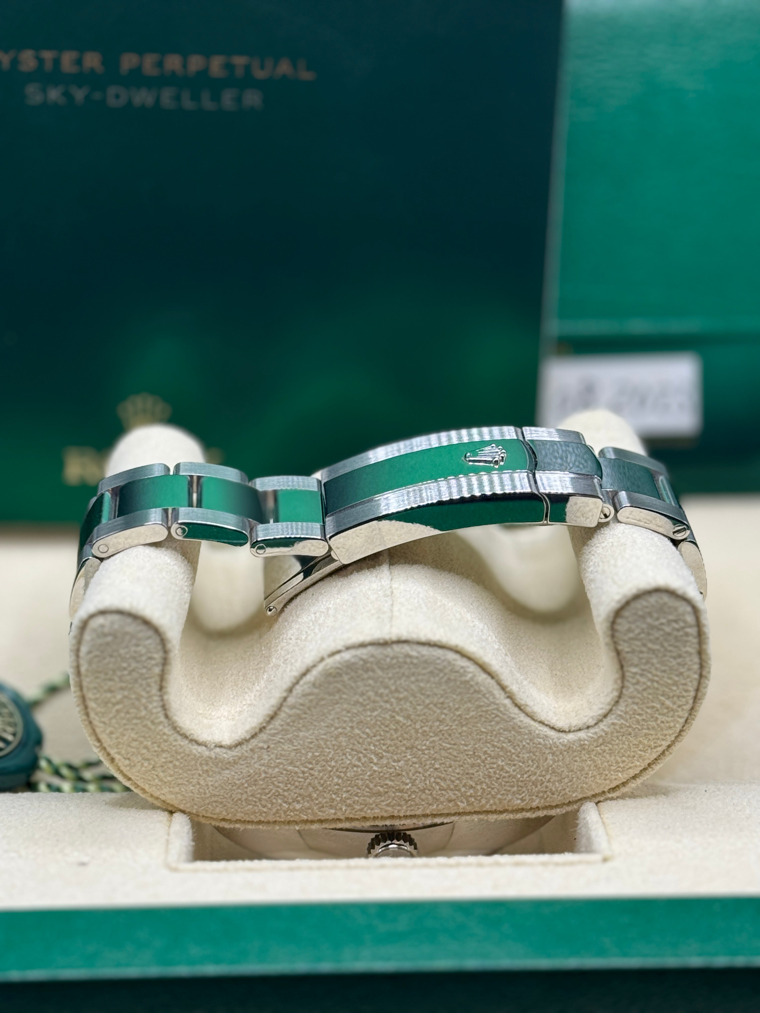 Rolex Sky Dweller ref. 326934