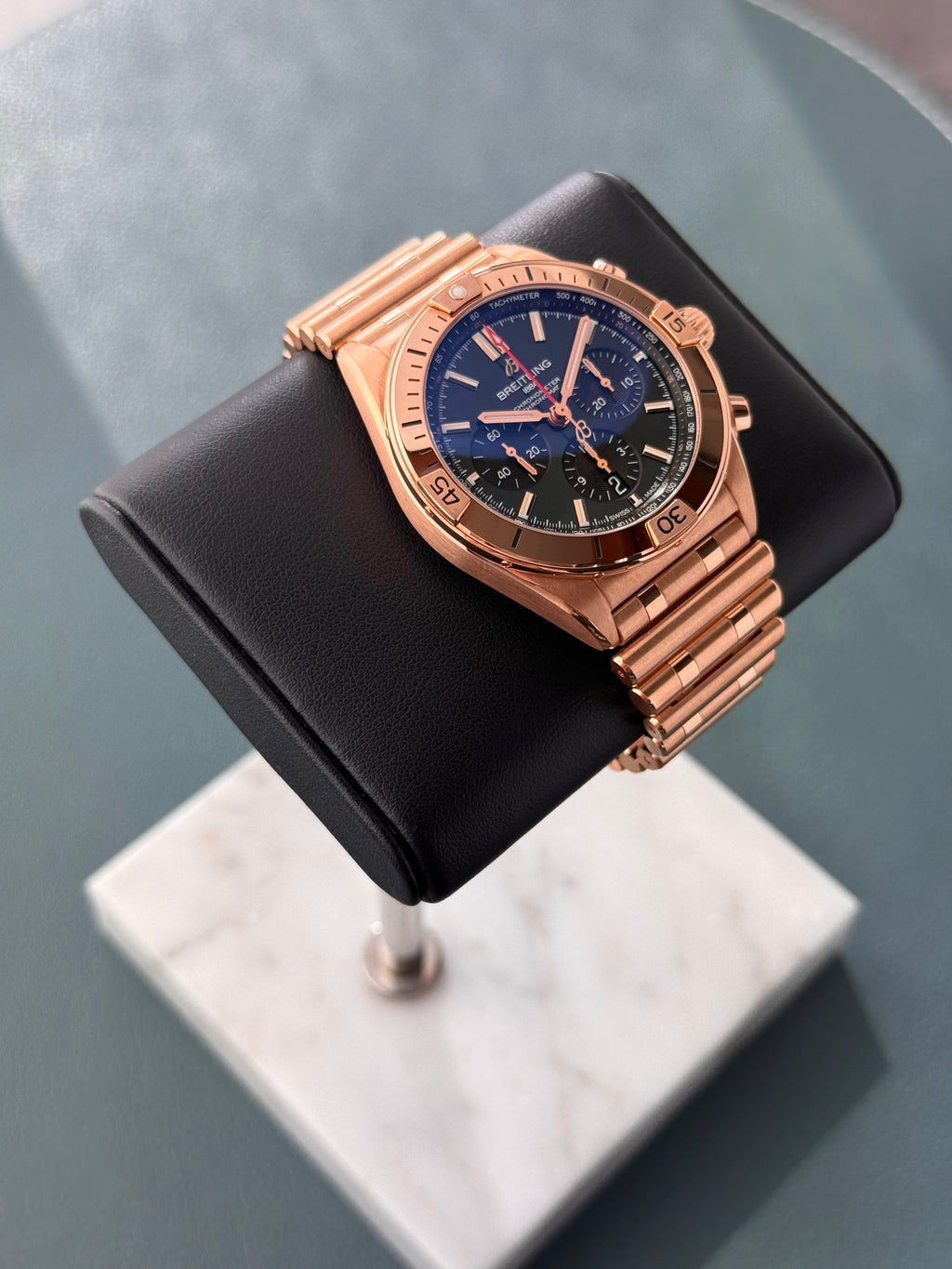 Breitling Chronomat B01 42 Rosegold Grün – Ref. RB0134101L1R1