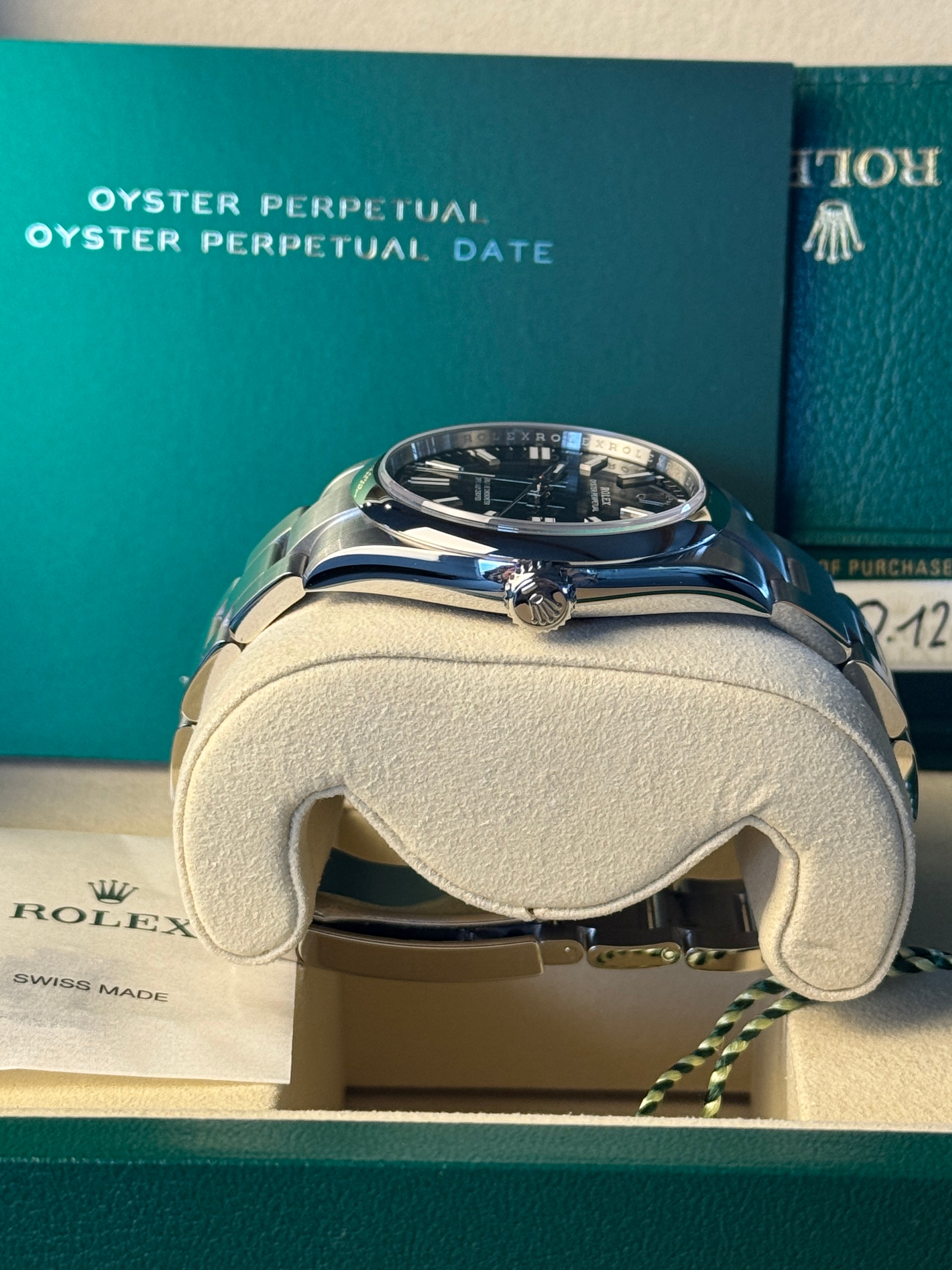 Rolex Oyster Perpetual 41 134300