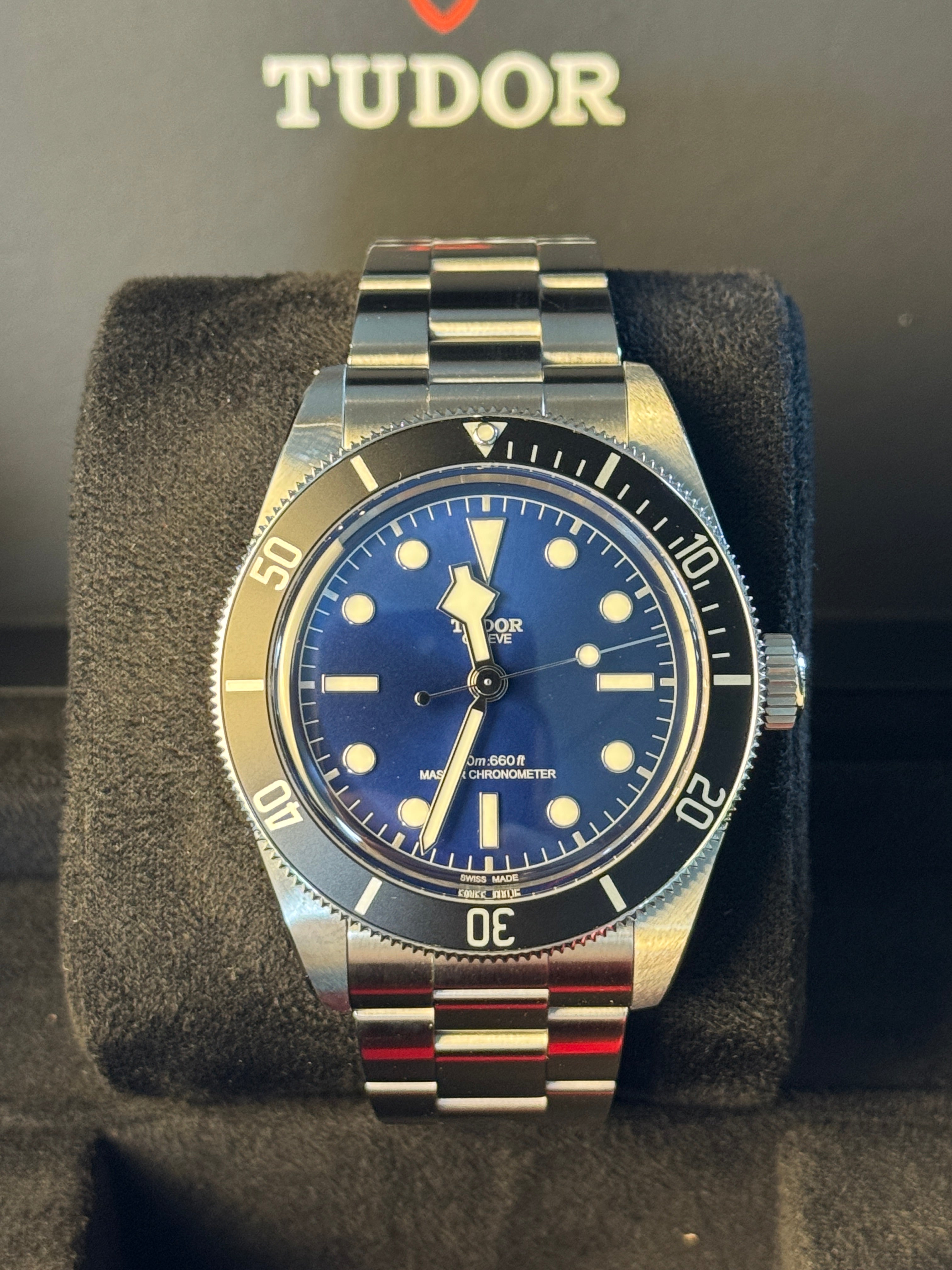 Tudor Black Bay 68
