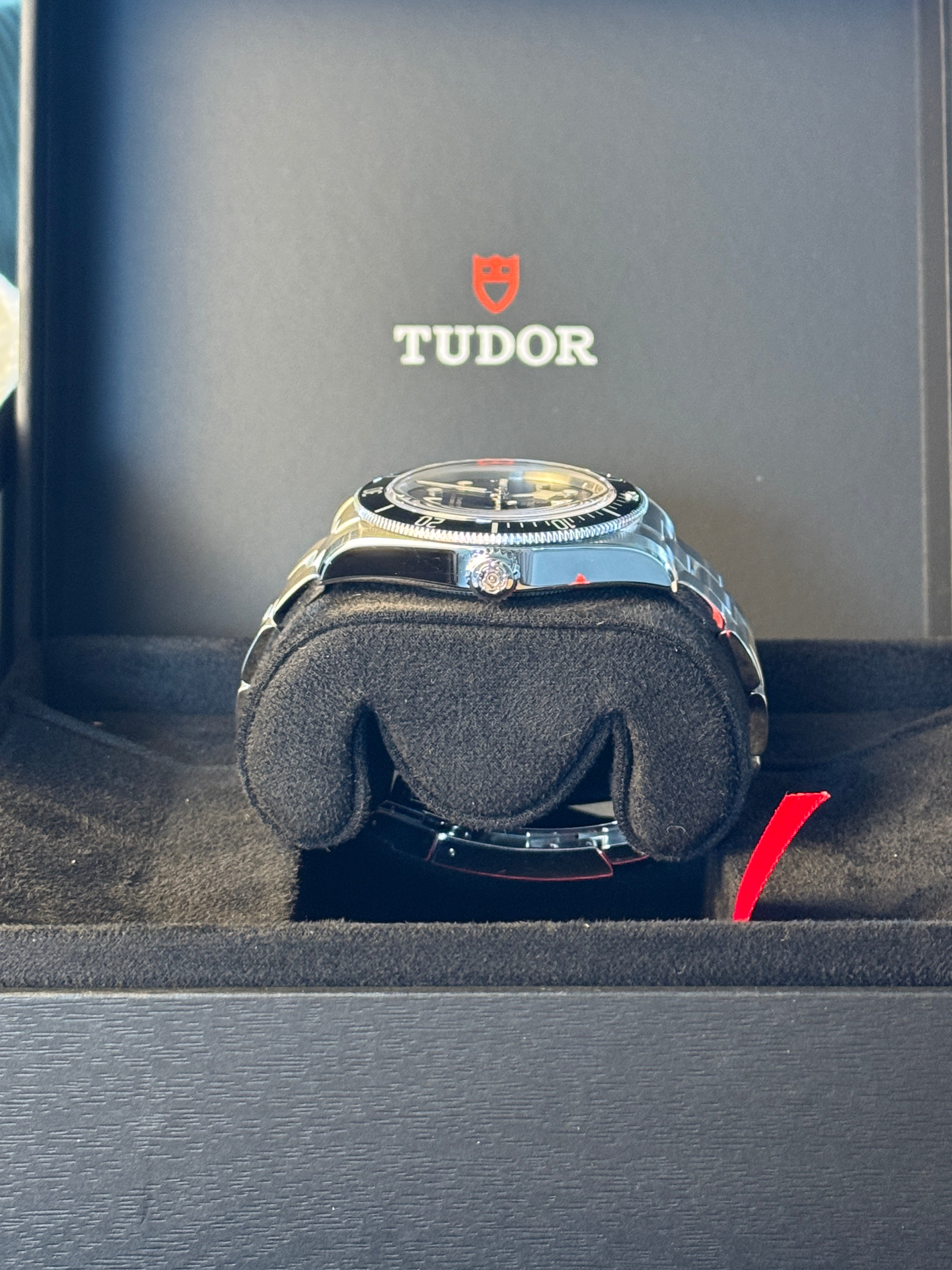 Tudor Black Bay 68