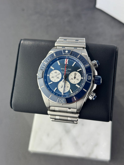 Breitling Super Chronomat B01 44