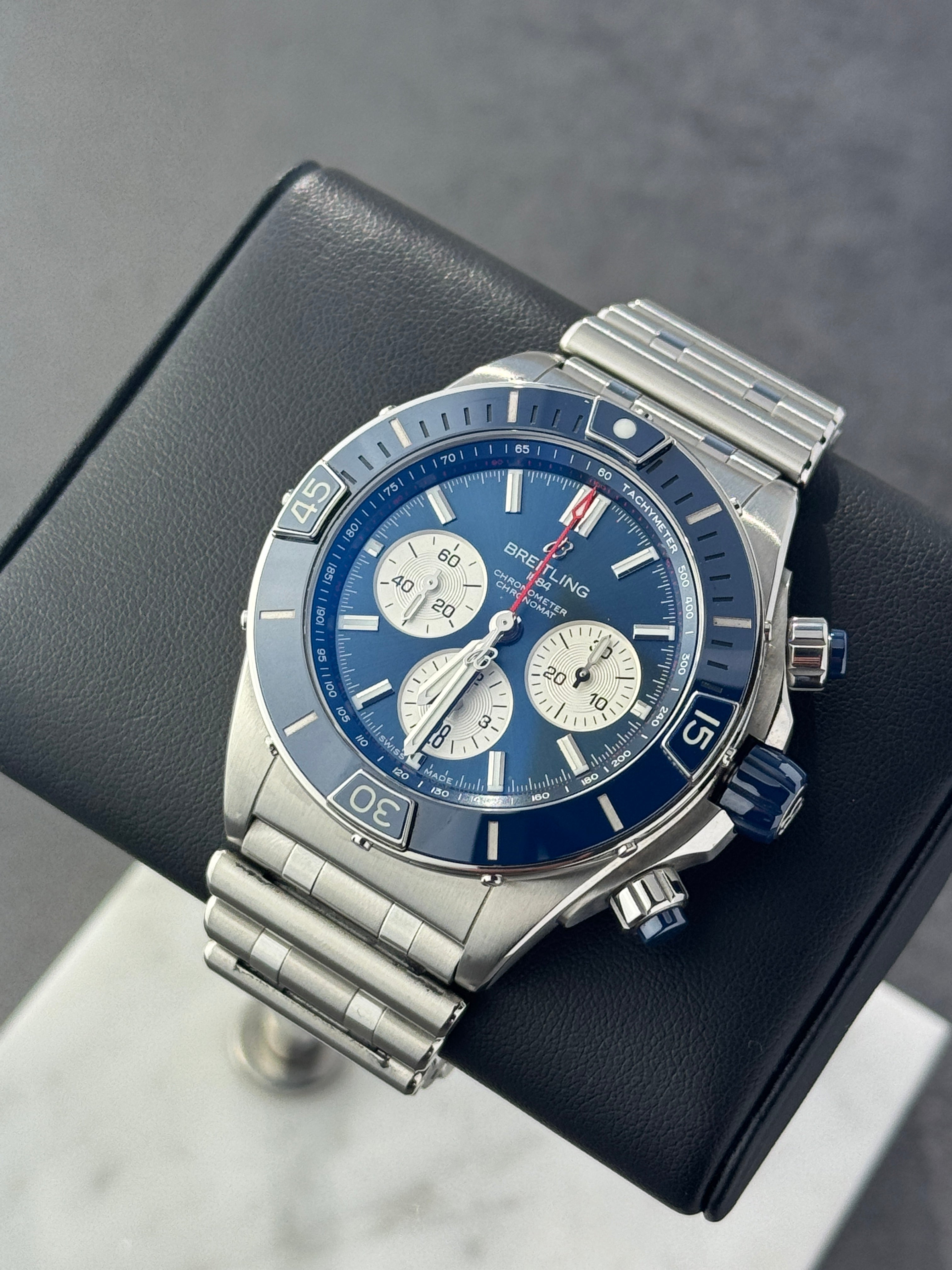 Breitling Super Chronomat B01 44