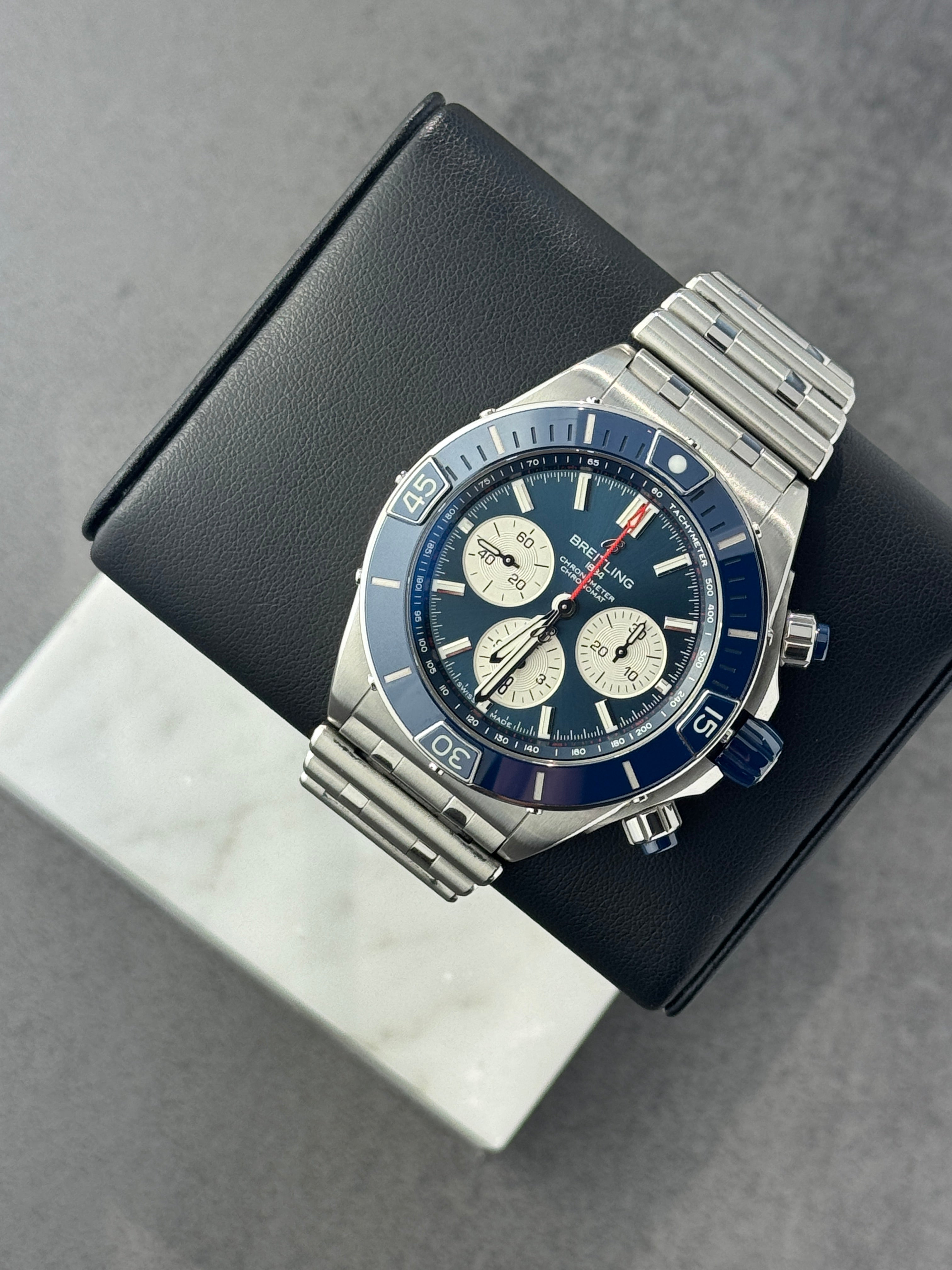 Breitling Super Chronomat B01 44