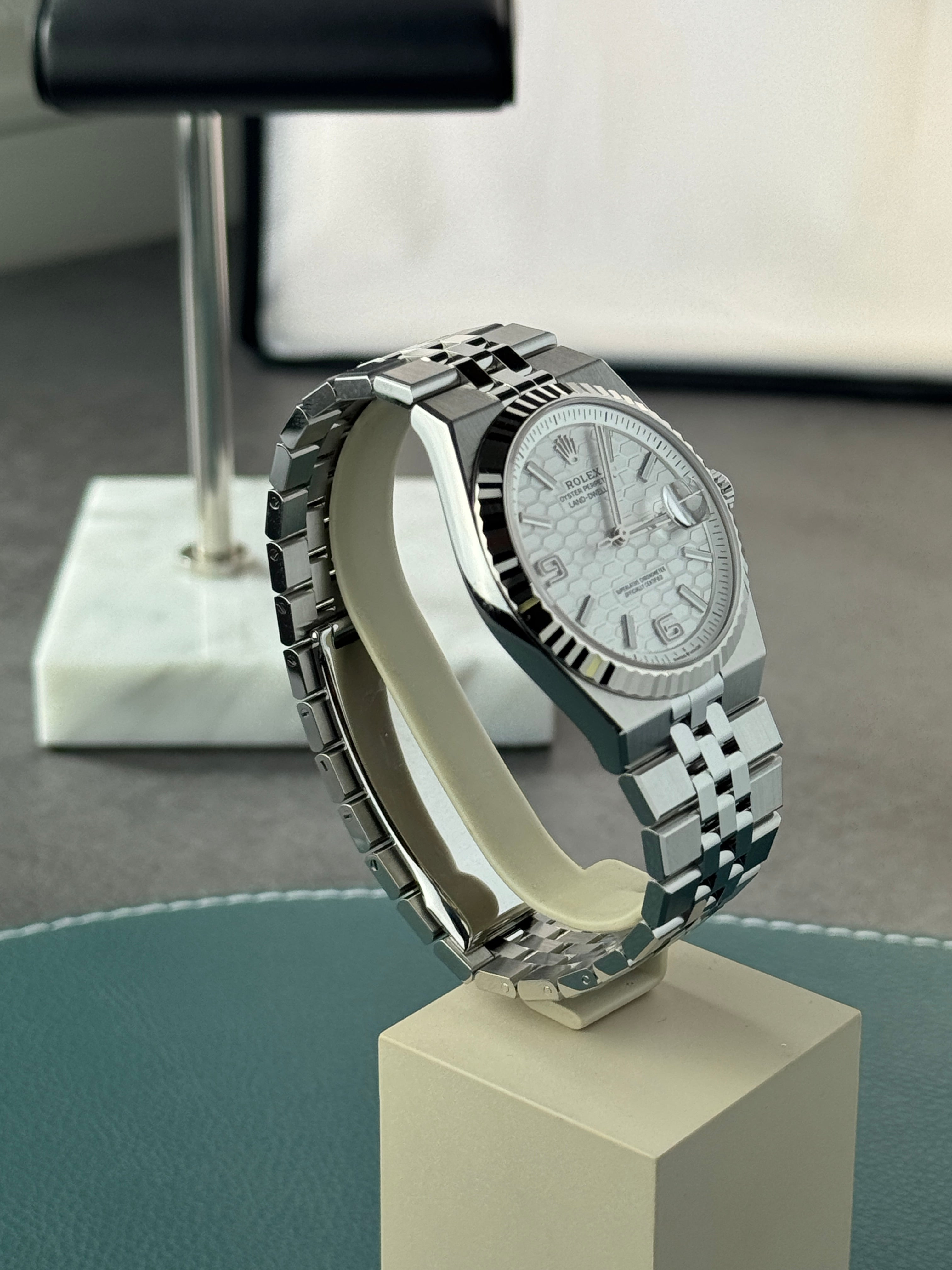 Rolex Land Dweller 40 - 127334