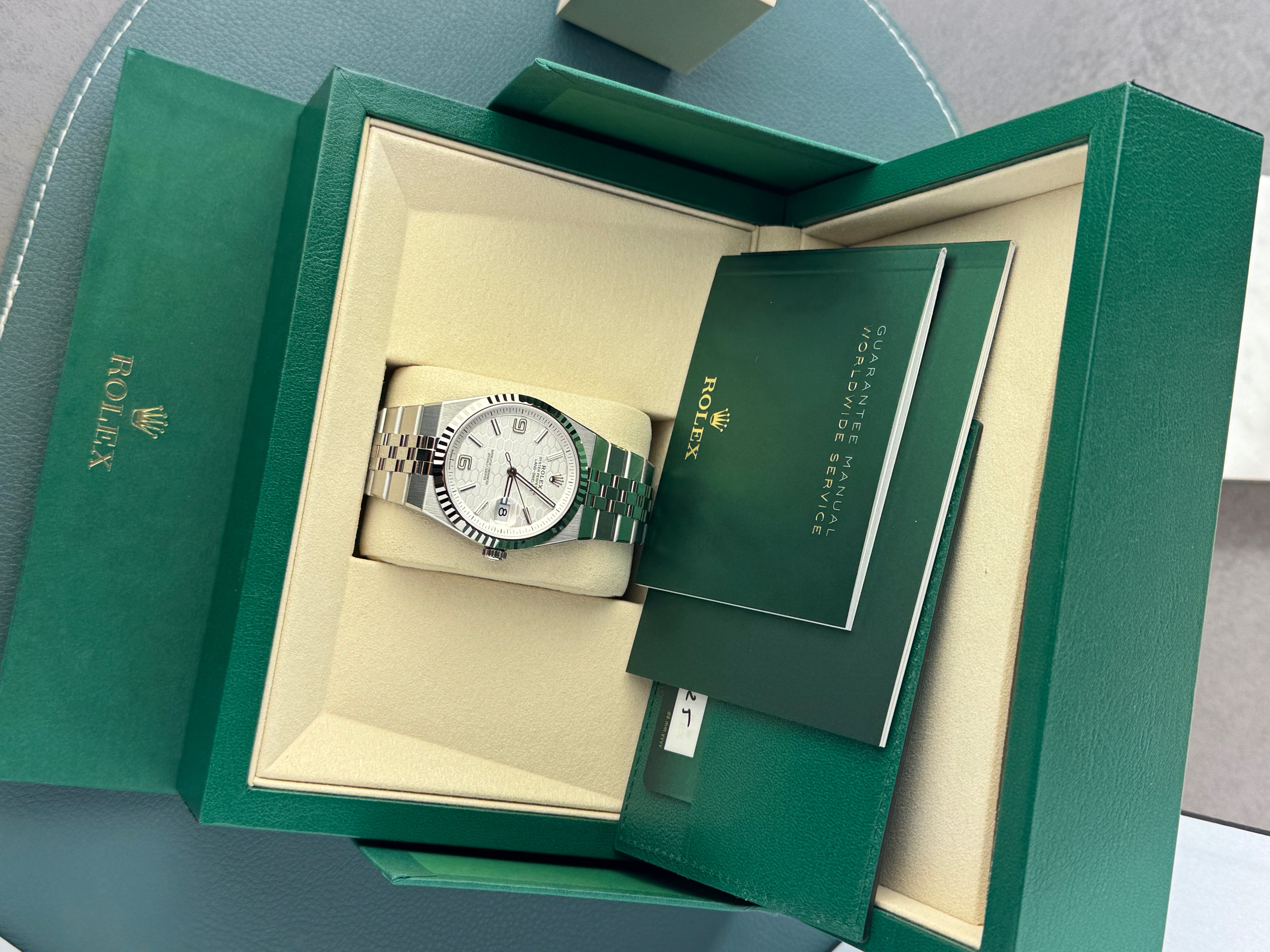 Rolex Land Dweller 40 - 127334