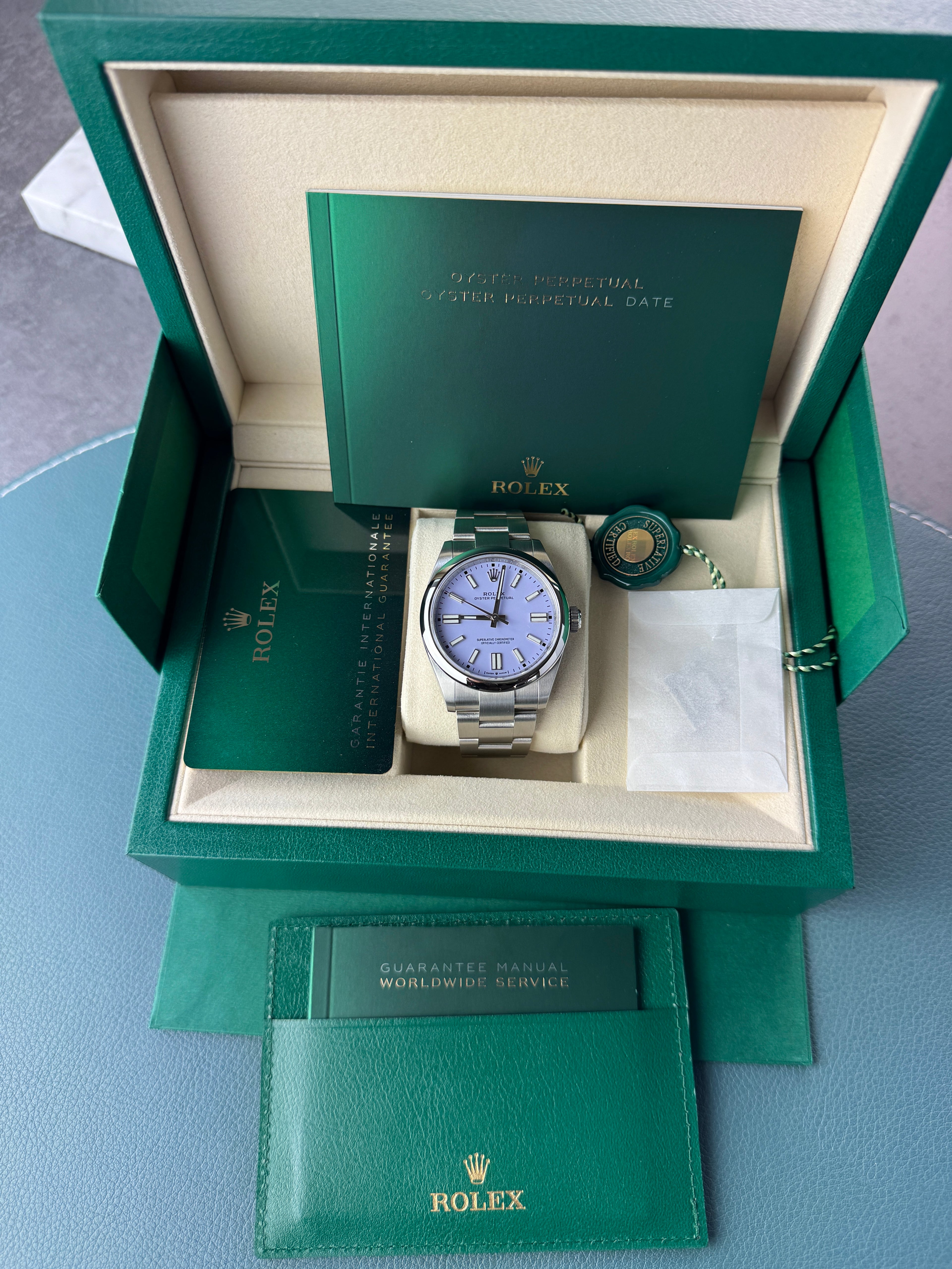 Rolex Oyster Perpetual 41- Lavendel 134300