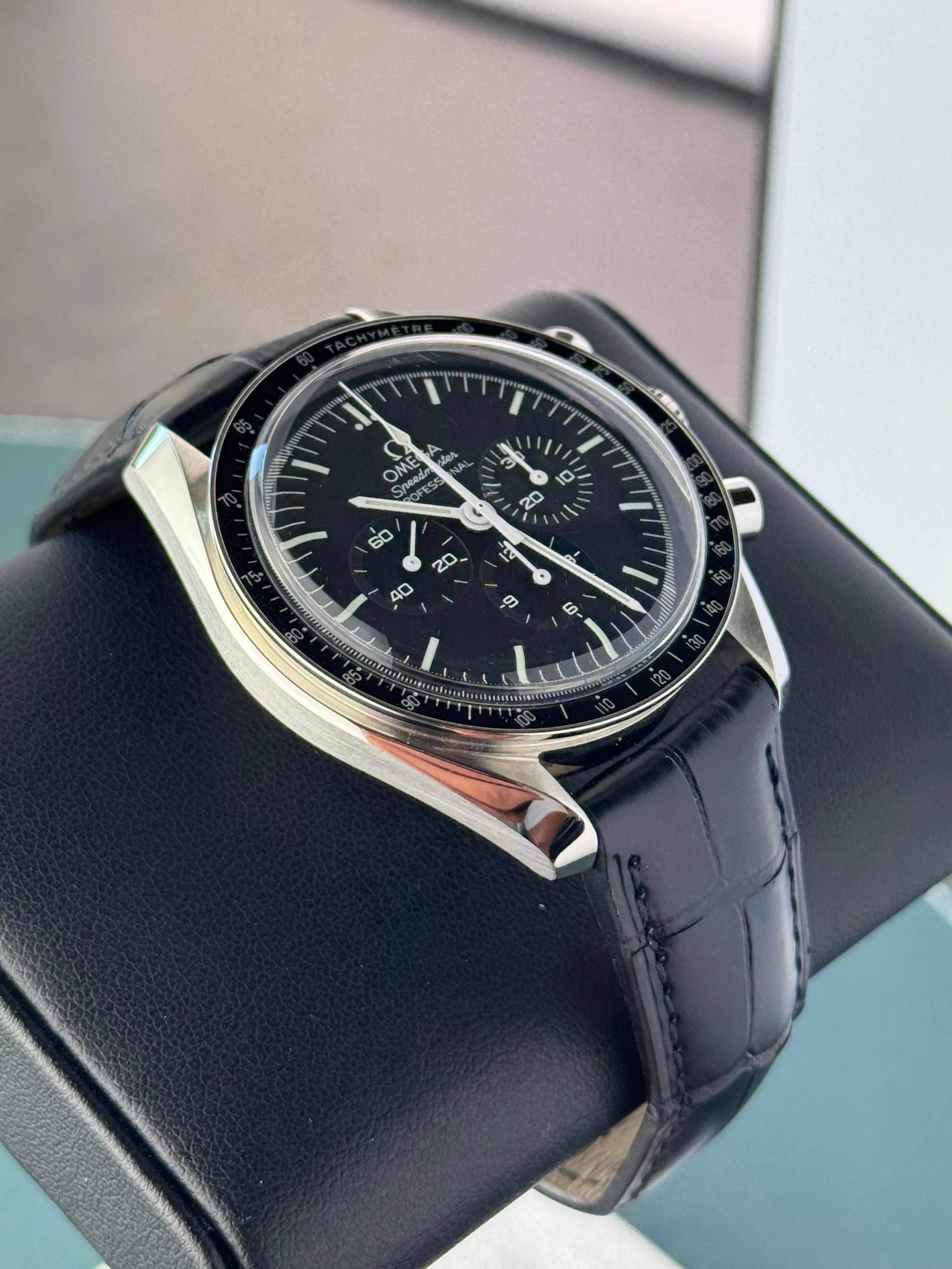 Omega Speedmaster Moonwatch Prof.