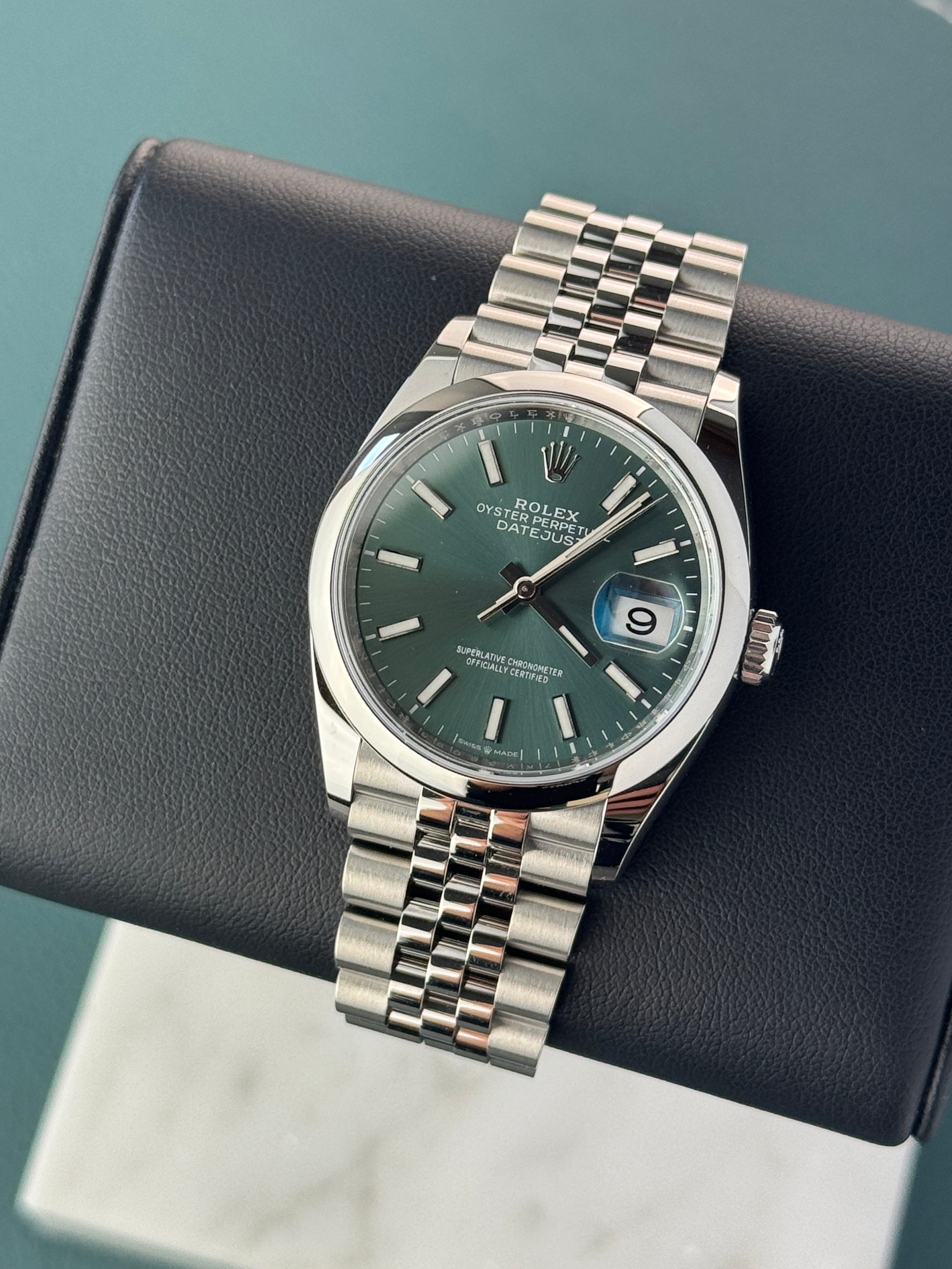 Rolex Datejust 36 - Mint 126200