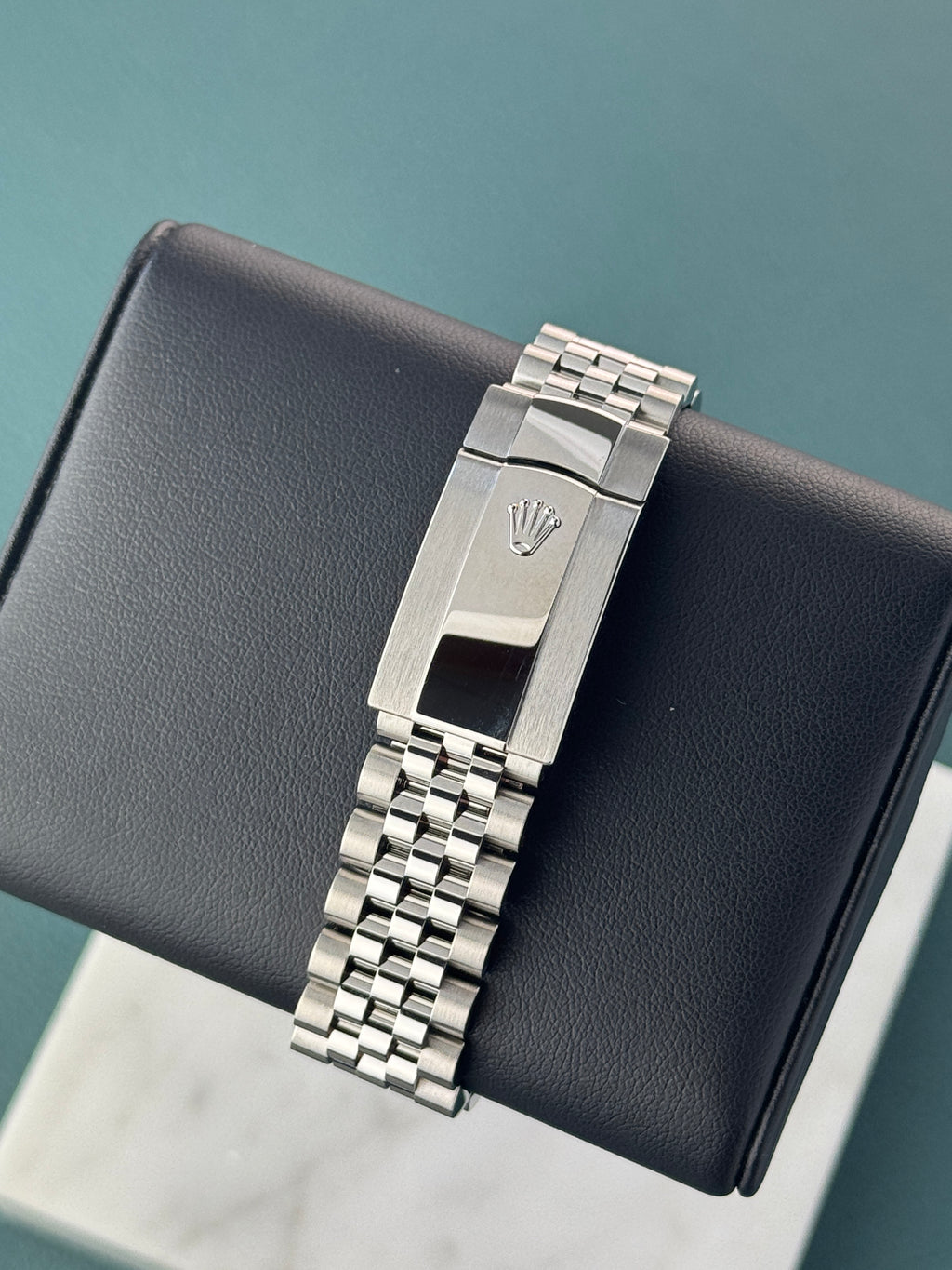 Rolex Datejust 36 - Mint 126200