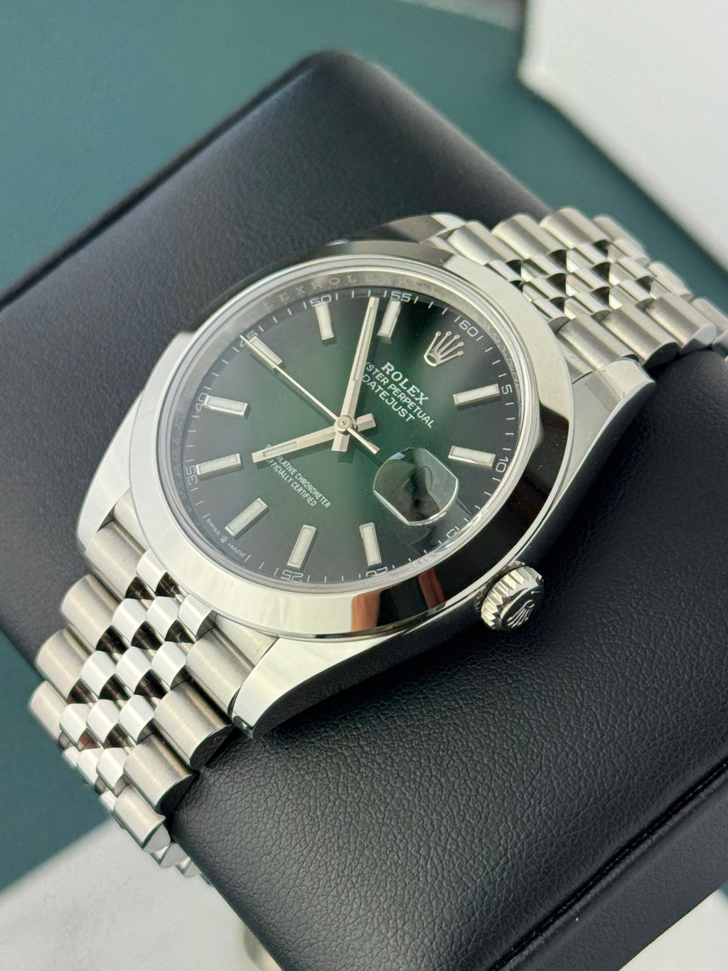Rolex Datejust 41 - Ombre Green 126300