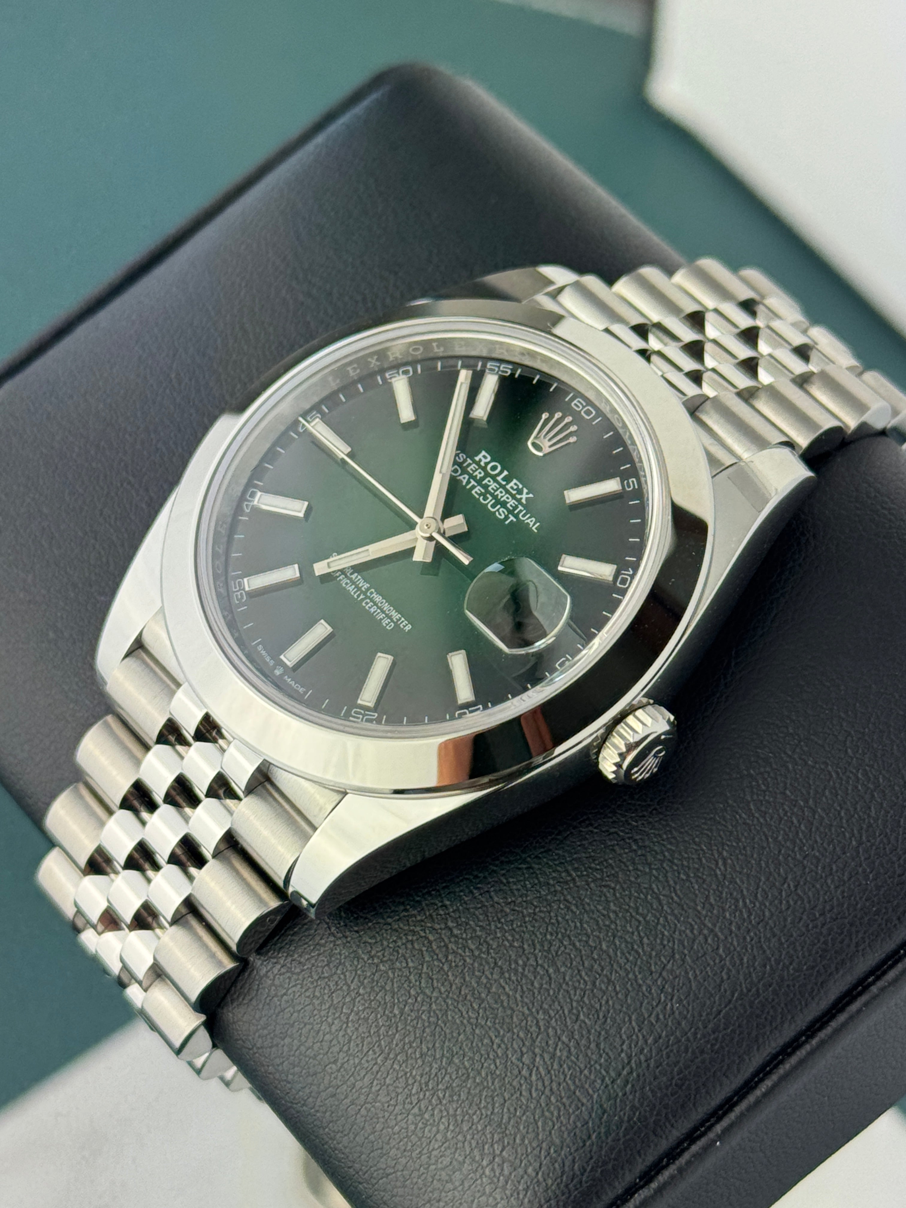 Rolex Datejust 41 - Ombre Green 126300