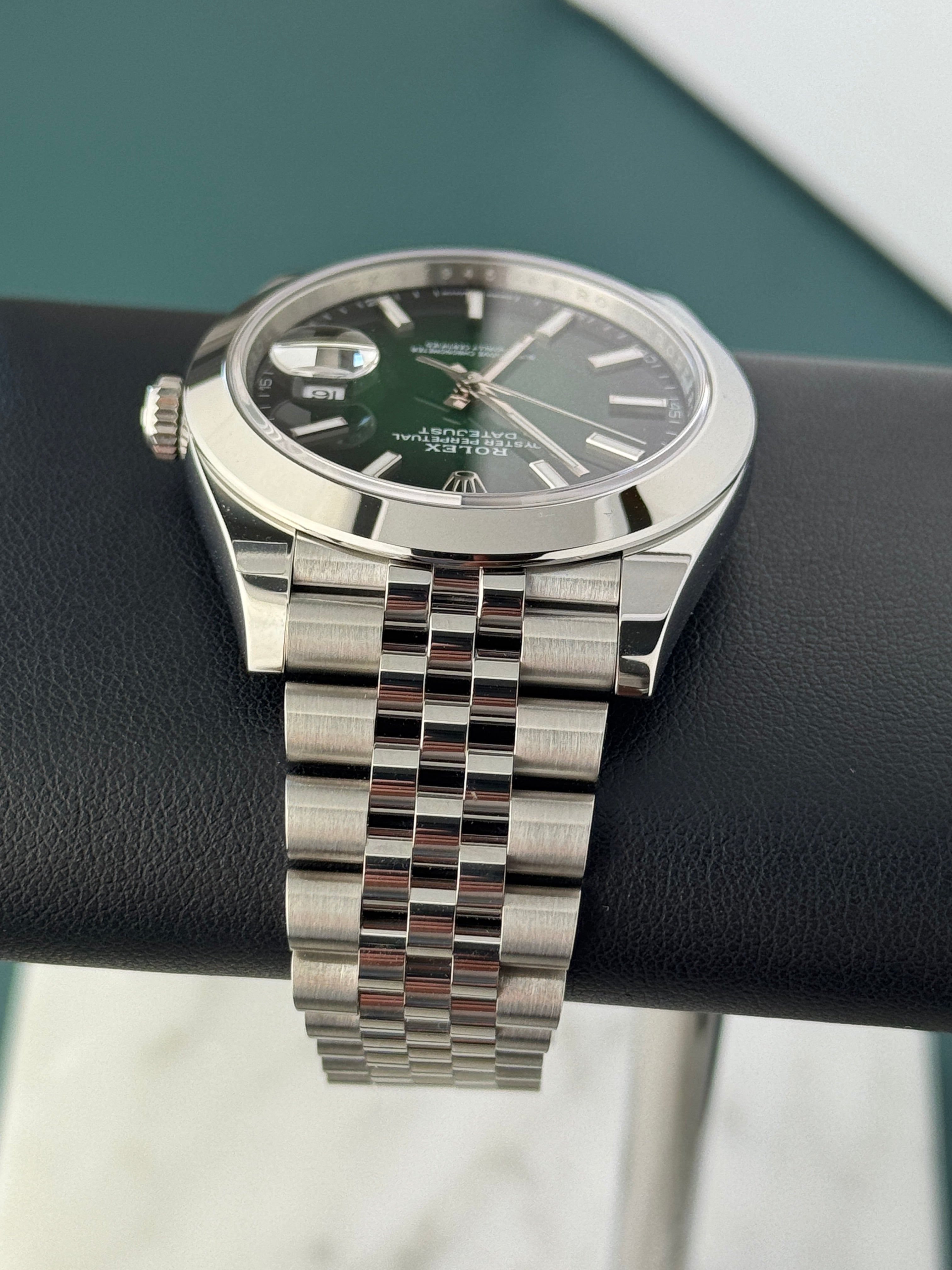 Rolex Datejust 41 - Ombre Green 126300