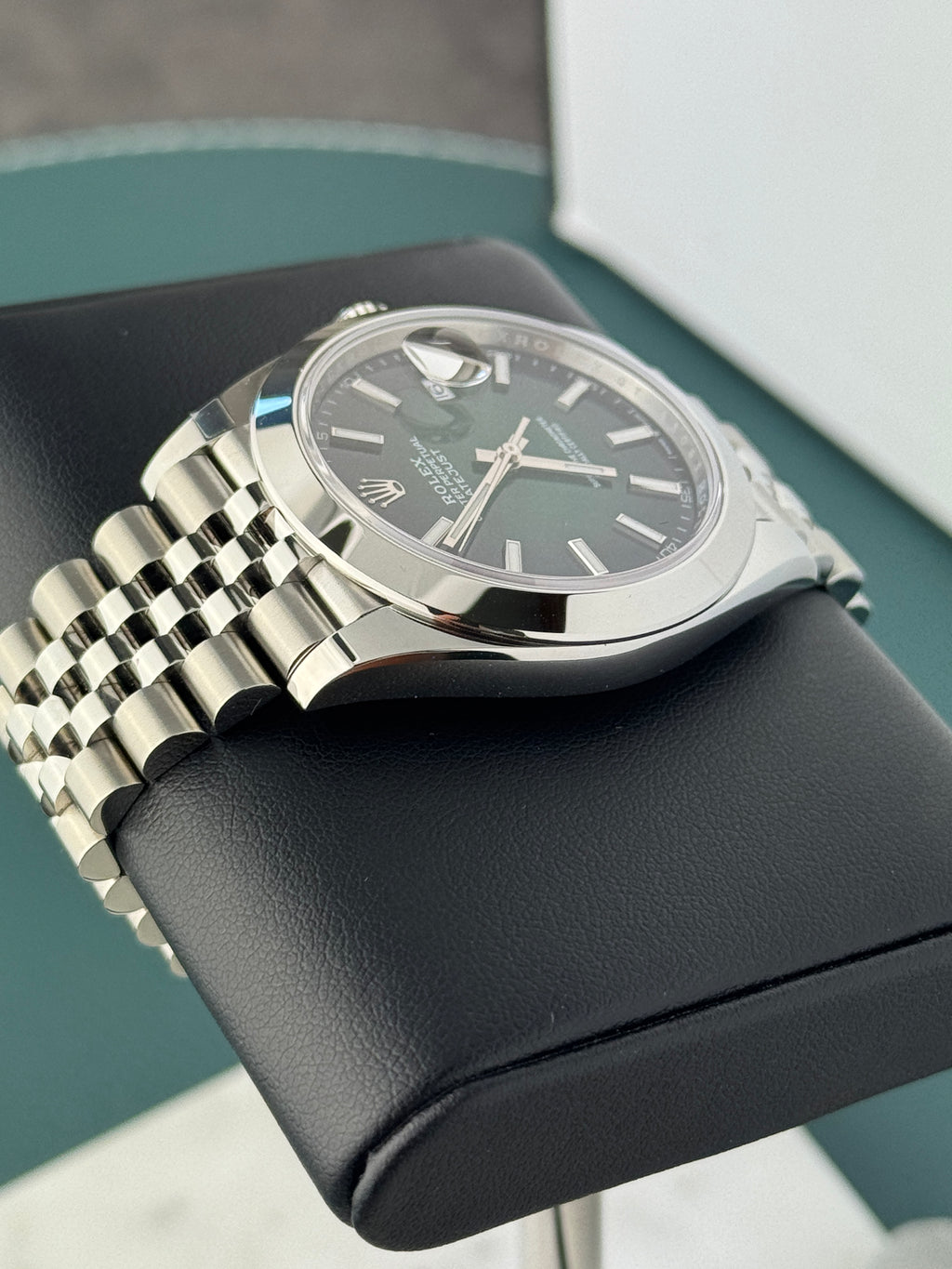Rolex Datejust 41 - Ombre Green 126300