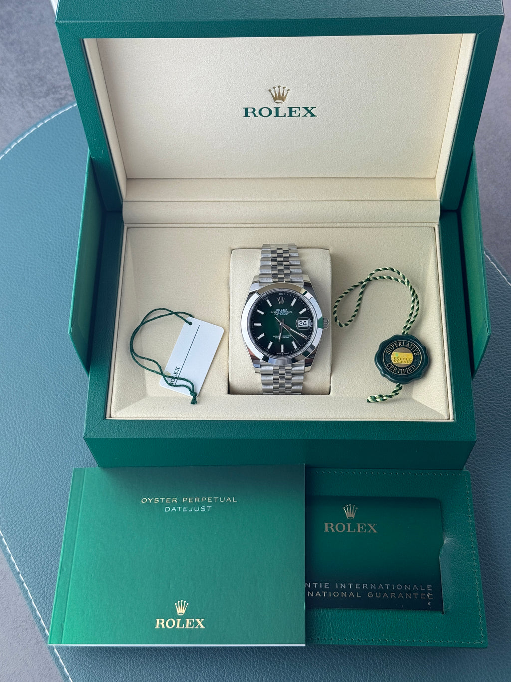 Rolex Datejust 41 Ref. 126300 – Ombre Green Dial